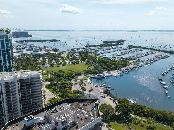 2951 S Bayshore Dr 917, Miami FL 33133