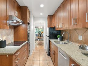 2315 Eastridge Avenue 724, Menlo Park CA 94025