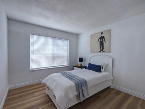 305 Lassenpark Circle, San Jose CA 95136