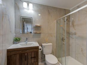 305 Lassenpark Circle, San Jose CA 95136