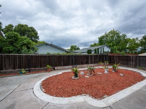305 Lassenpark Circle, San Jose CA 95136