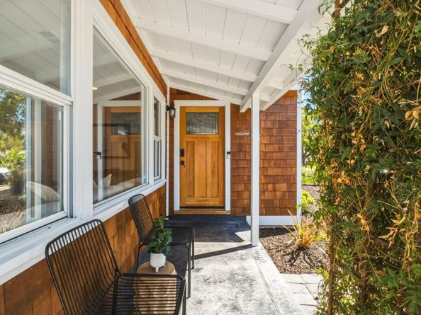 1131 King Street, Redwood City CA 94061
