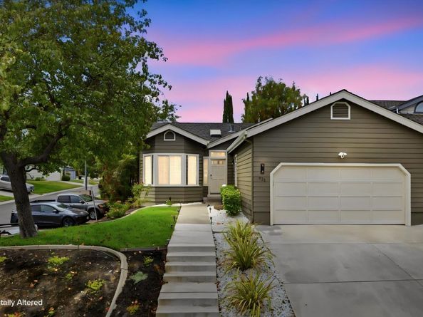 921 Clinton Place, Pleasanton CA 94566