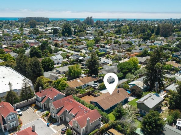 1540 Bulb Avenue, Santa Cruz CA 95062