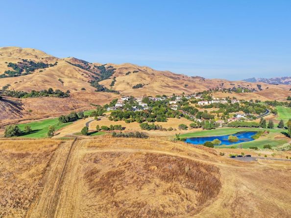 1339 Terra Vista Court, Milpitas CA 95035