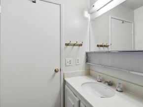 5492 Cribari Bend, San Jose CA 95135
