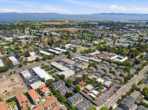 2222 Raspberry Lane, Mountain View CA 94043