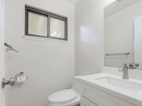 94 Roxbury Street, Santa Clara CA 95050