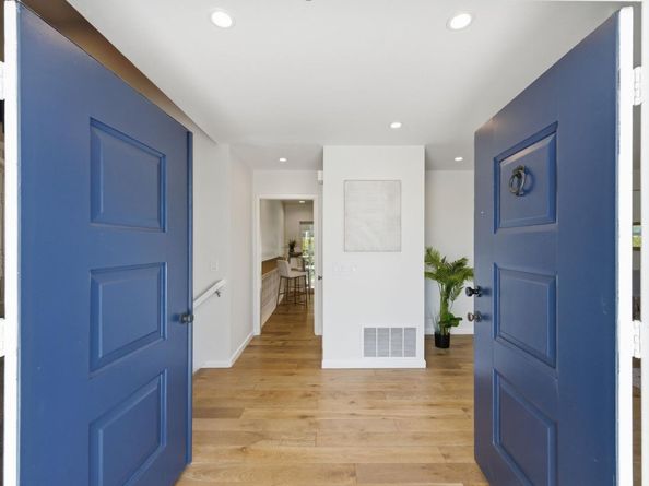 2404 Melendy Drive, San Carlos CA 94070