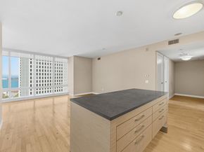301 Mission Street 24C, San Francisco CA 94105
