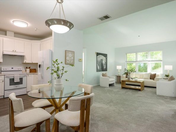 453 E Okeefe Street 307, East Palo Alto CA 94303