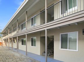 Del Medio, Mountain View CA 94040