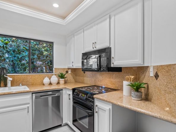 999 W Evelyn Terrace 54, Sunnyvale CA 94086