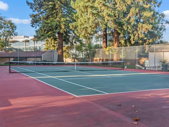 999 W Evelyn Terrace 54, Sunnyvale CA 94086