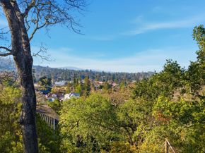 8 Central Court, Los Gatos CA 95030