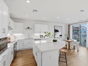 921 Magnolia Terrace 7, Sunnyvale CA 94086