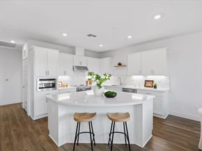 921 Magnolia Terrace 7, Sunnyvale CA 94086