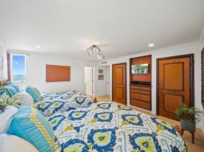 22130 E Cliff Drive 2A, Santa Cruz CA 95062