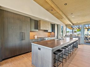 1122 W Cliff Drive, Santa Cruz CA 95060