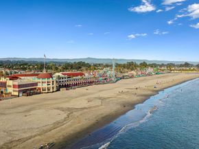 1122 W Cliff Drive, Santa Cruz CA 95060