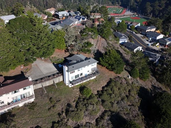 1222 Lerida Way, Pacifica CA 94044