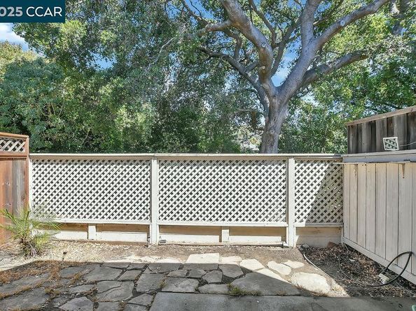 130 Creekside Court, El Sobrante CA 94803