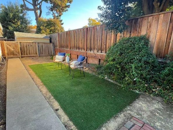 1031 Amarillo Avenue, Palo Alto CA 94303