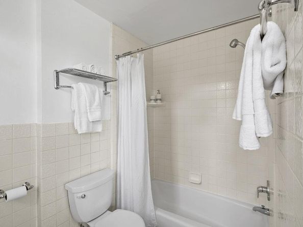 1031 Amarillo Avenue, Palo Alto CA 94303