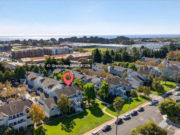 41 Grandview Street 1204, Santa Cruz CA 95060
