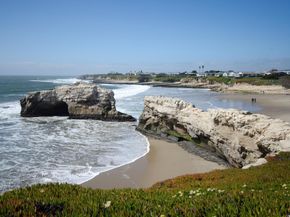 41 Grandview Street 1204, Santa Cruz CA 95060