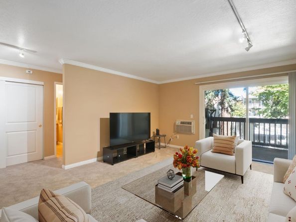 1087 MURRIETA Boulevard 242, Livermore CA 94550