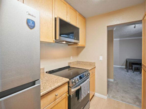 1087 MURRIETA Boulevard 242, Livermore CA 94550