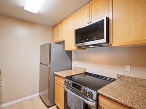 1087 MURRIETA Boulevard 242, Livermore CA 94550