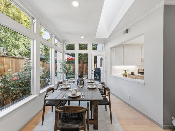 1962 Menalto B, Menlo Park CA 94025