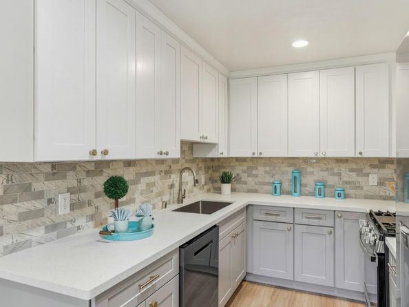 6384 Farm Hill Way, San Jose CA 95120