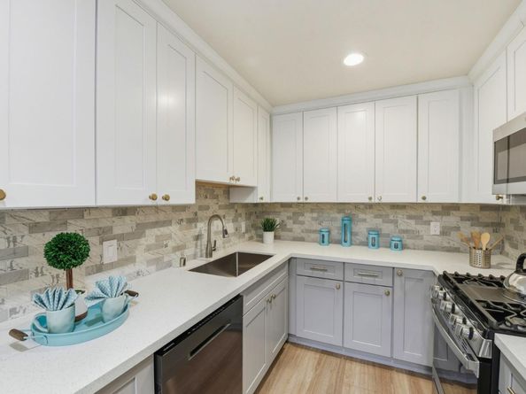 6384 Farm Hill Way, San Jose CA 95120