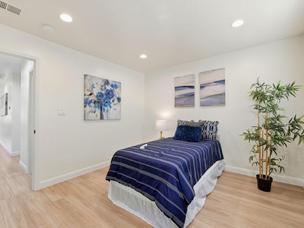 6384 Farm Hill Way, San Jose CA 95120