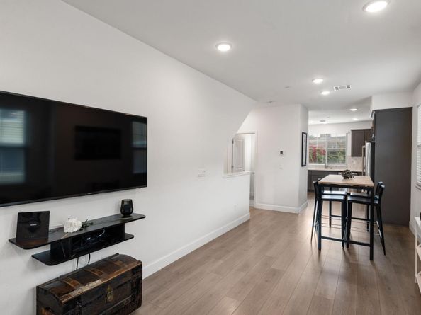 601 Cinnamon Circle, Mountain View CA 94043