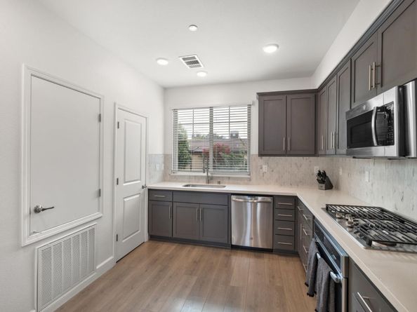 601 Cinnamon Circle, Mountain View CA 94043