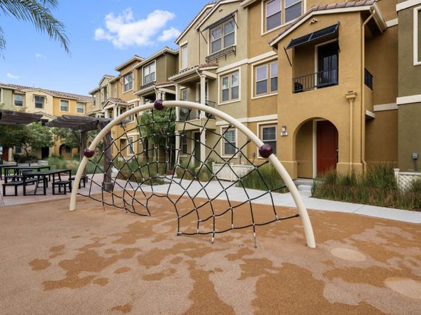 601 Cinnamon Circle, Mountain View CA 94043