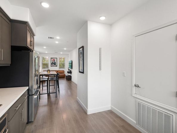 601 Cinnamon Circle, Mountain View CA 94043