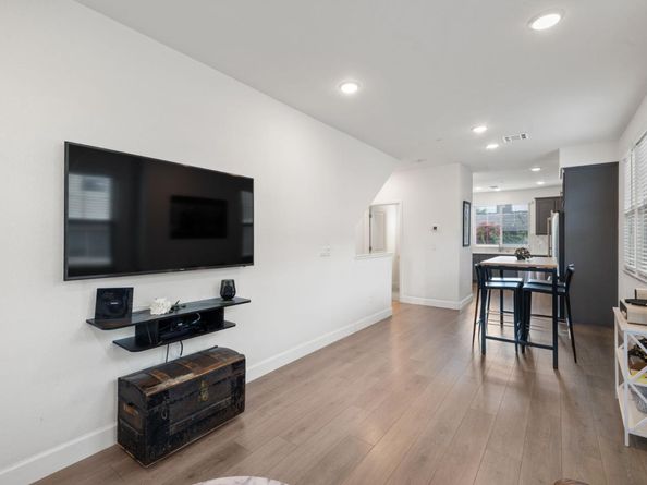 601 Cinnamon Circle, Mountain View CA 94043