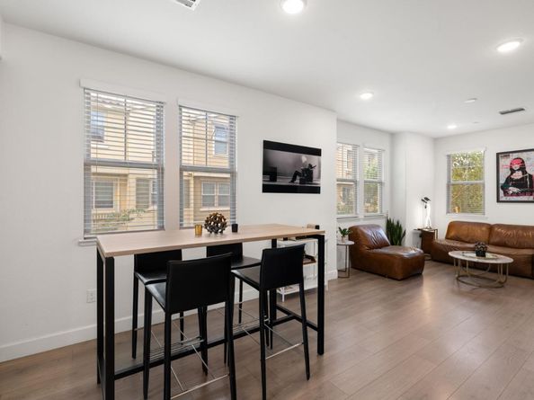 601 Cinnamon Circle, Mountain View CA 94043