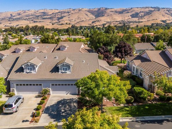 2044 Folle Blanche Drive, San Jose CA 95135