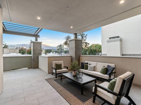 229 Hope Street, Mountain View CA 94041