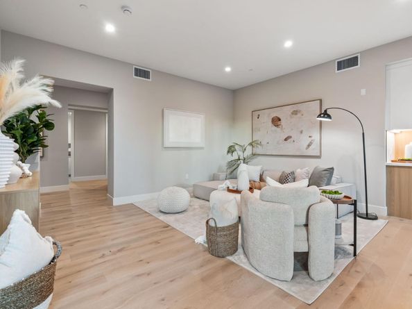 229 Hope Street, Mountain View CA 94041