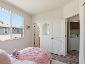 566 Almaden Walk Loop, San Jose CA 95125