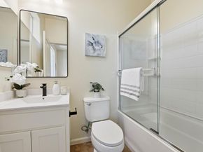 566 Almaden Walk Loop, San Jose CA 95125