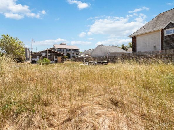 719 Darwin Street, Santa Cruz CA 95062