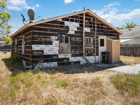 719 Darwin Street, Santa Cruz CA 95062